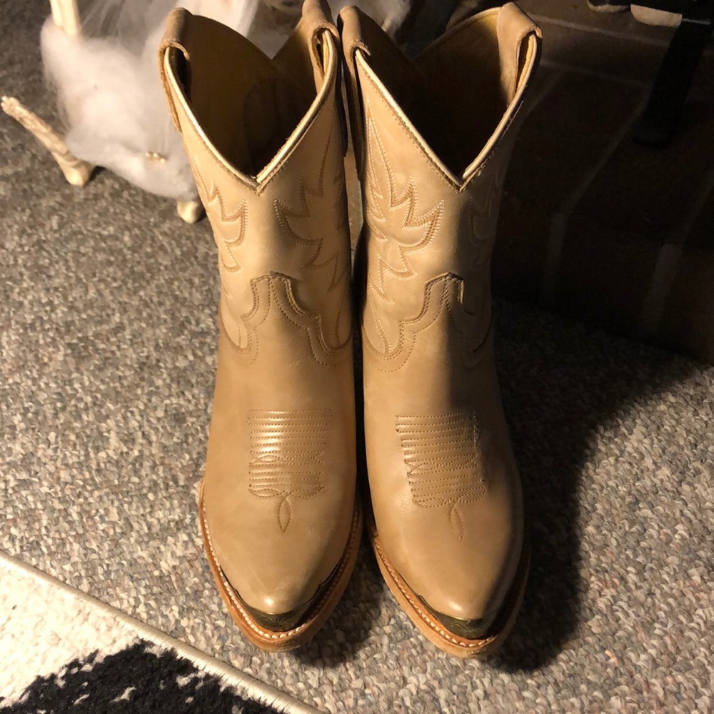Idyllwind cowgirl boots US 8.5 B